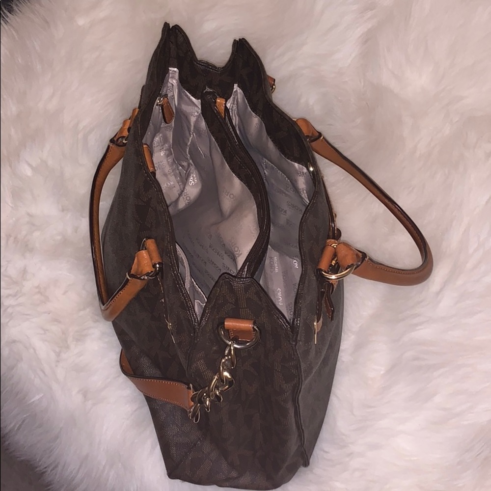 Michael Kors Bag - Picture 3 of 3
